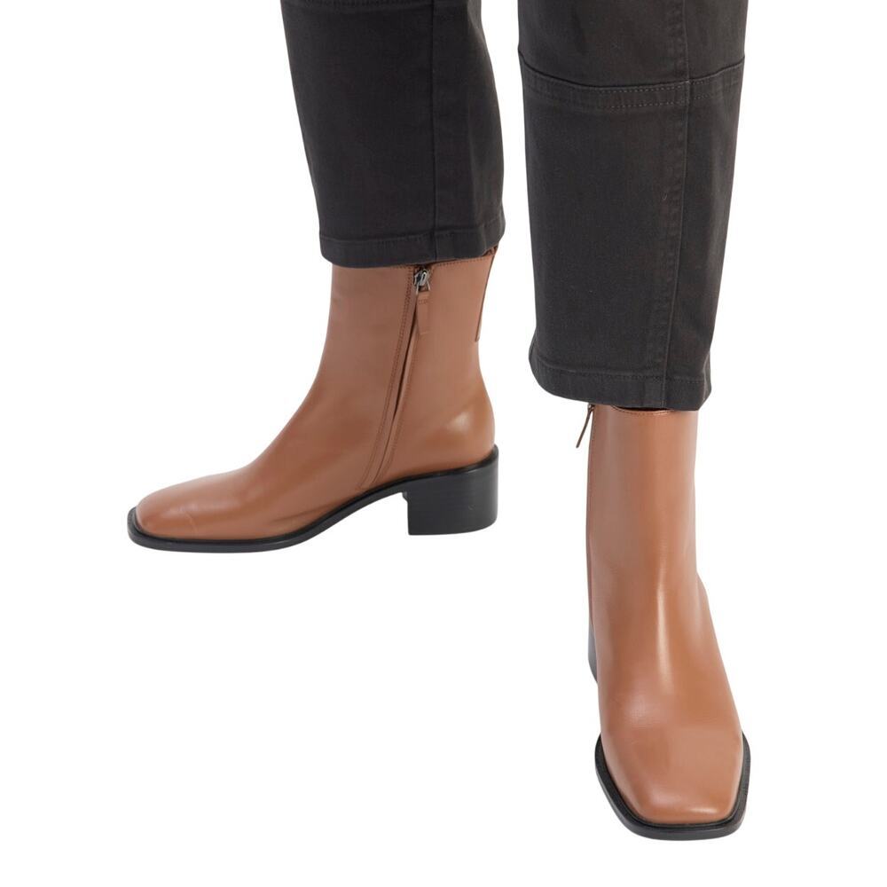 Everlane The City Boot Saddle Brown Leather Square-Toe Ankle Boots 9.5 Like NIB